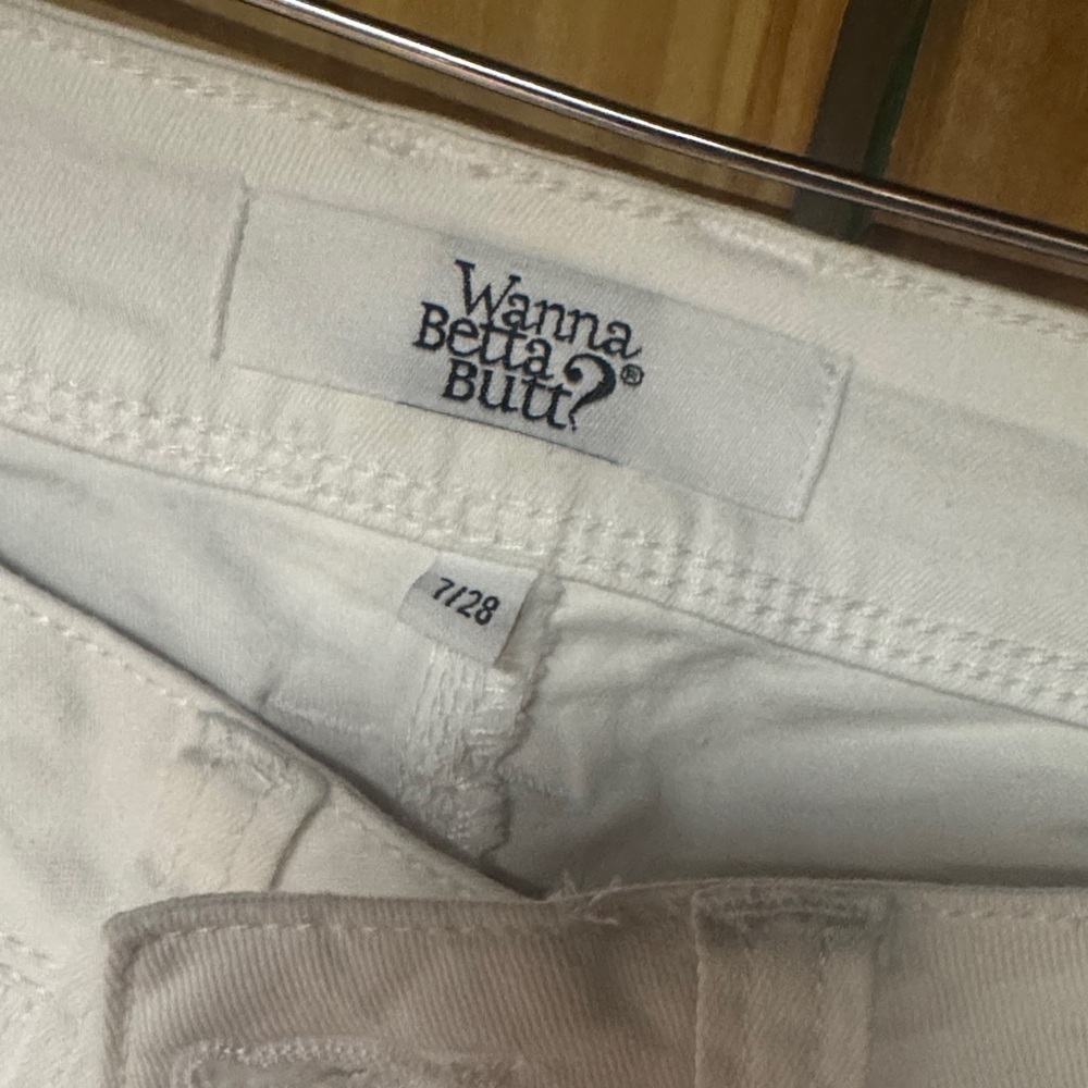 Elegant Cream Skinny Jeans for Women - Picture 2 of 6
